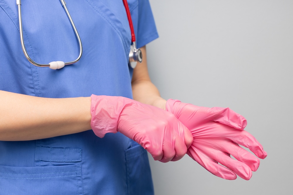 The-Best-Gloves-for-Sweaty-Hands-Featured-Image